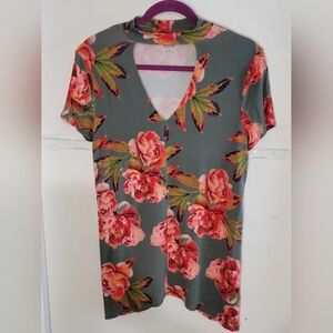 A.n.a Floral Peekaboo Women Top Size Medium